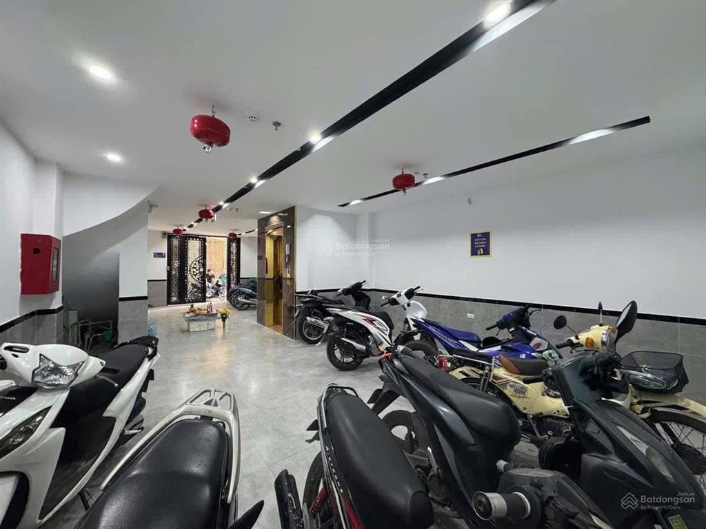 Tòa ccmn phố mễ trì ngay tt hội nghị  65m2  7 tầng  16pkk  dòng tiền 100tr/tháng  pccc đầy đủ.