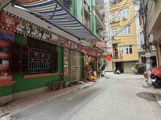 Nhà lô góc phân lô 2 mặt ô tô tránh ô tô chạy vòng quanh  dòng tiền ổn định vị trí tt cầu giấy