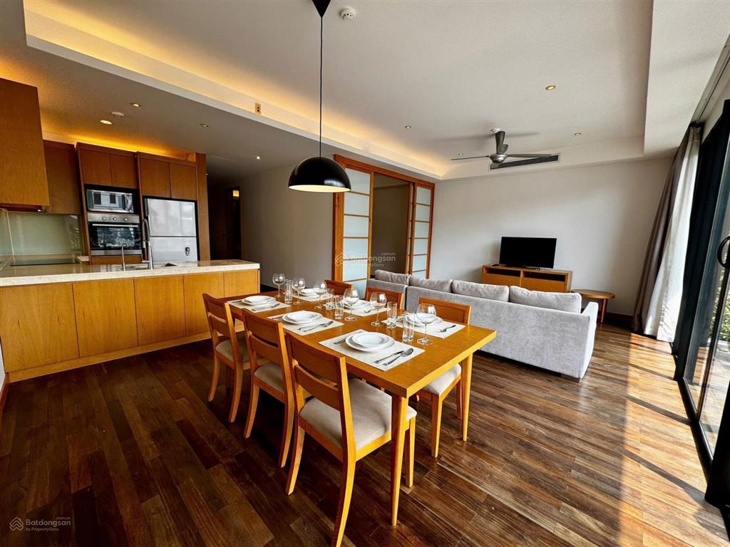 Tòa căn hộ dịch vụ trung tâm ba đình  vạn phúc vạn bảo  dòng tiền 2,2 tỷ/năm  khu quan chức qđ