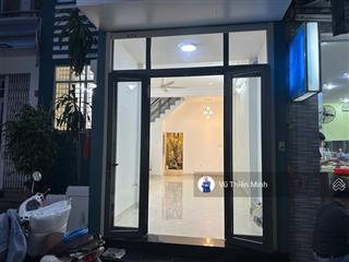 Ngang lớn 5m  hxh với 4t+st đg mê linh, p 19, bình thạnh, hồ chí minh. dtsd 105.2m2. giá 9,7 tỉ