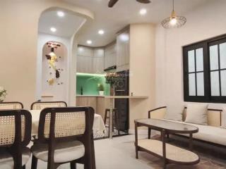 Nhà đẹp giá tốt lê văn sỹ, q3, 4x6.4m (26m2). 3 tầng + 2 phòng ngủ + 3 toilet. chỉ 4.85 tỷ tl
