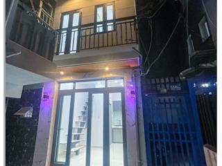 Nhà mới 2 tầng, sổ riêng, không quy hoạch, đ. hoàng diệu q.4, chỉ 1,86 tỷ (tl)