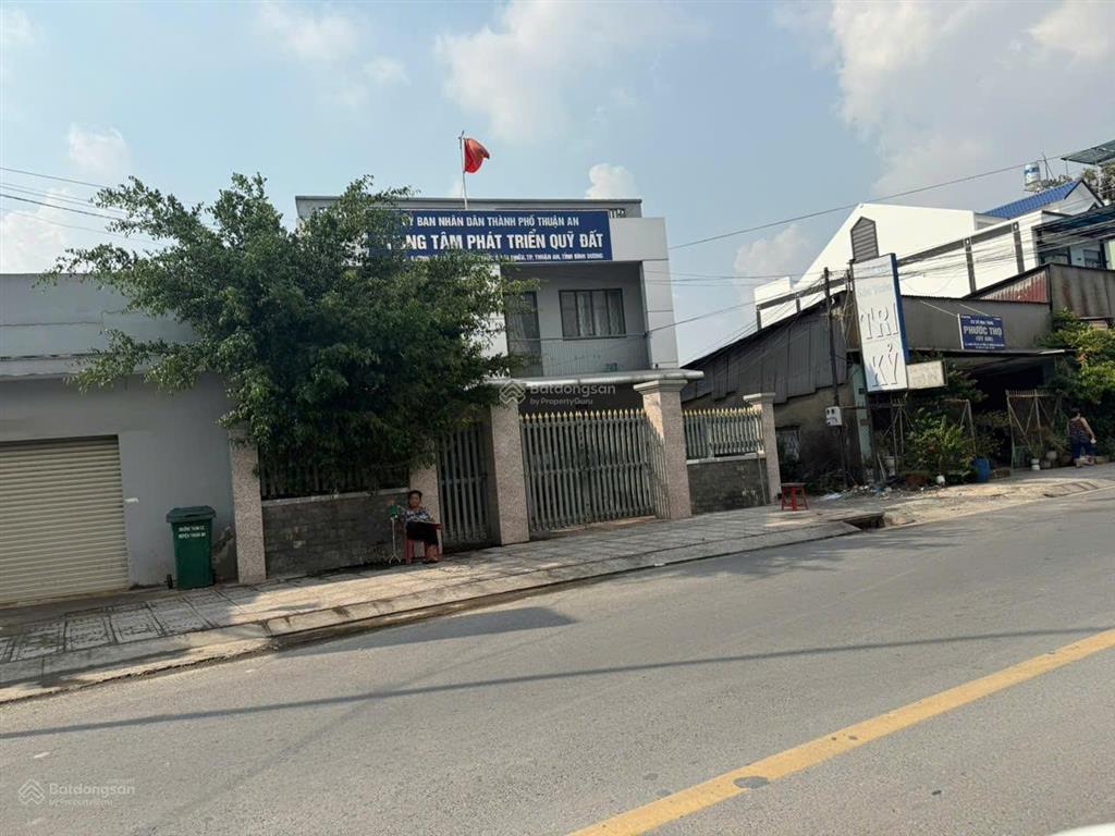 Bán lô đất 148m2(8x19)ngay trung tâm, gần chợ, siêu thị và trung tâm hành chính đường oto đến nơi