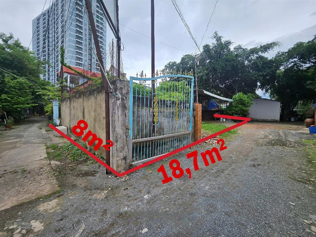 Bán lô đất 148m2(8x19)ngay trung tâm, gần chợ, siêu thị và trung tâm hành chính đường oto đến nơi