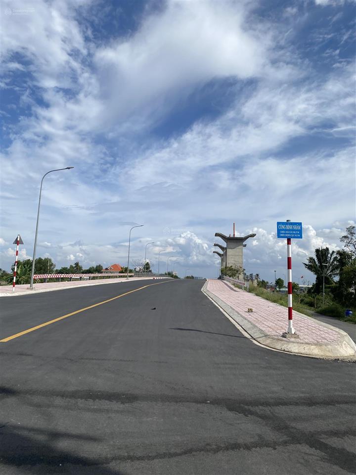 Bán lô đất 160m2 (5x32) mặt tiền đường nhựa kinh doanh, gần sông sài gòn