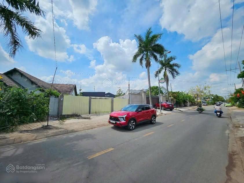 Bán lô đất 160m2 (5x32) mặt tiền đường nhựa kinh doanh, gần sông sài gòn