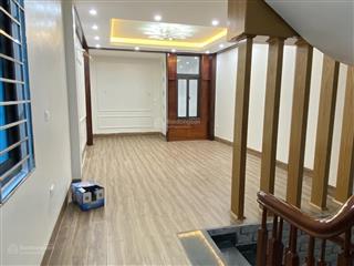 Bán nhà dân xây khu tđc xóm lò,thanh am.ngõ thông,ôtô tránh,khu dân trí cao.toàn cán bộ về hưu