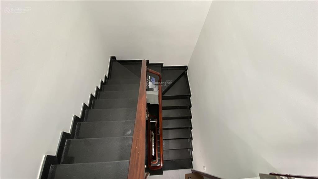 Nhà 4 tấm góc 2mt 1 chủ từ đầu 8x14m thạnh xuân q12. giảm hơn 2 tỷ, chốt ngay thôi