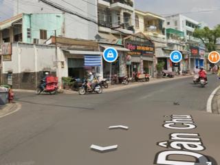 Lô đất 2 mặt tiền đường xe hơi còn sót lại 7x10m 6.7 tỷ cách dân chủ 70m