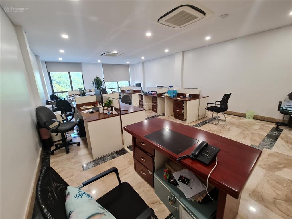 Nhà mặt phố phường gia thụy 70m² lô góc 6 tầng thang máy kinh doanh