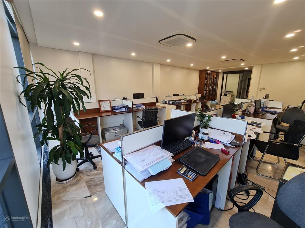 Nhà mặt phố phường gia thụy 70m² lô góc 6 tầng thang máy kinh doanh