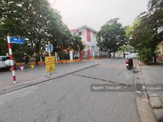 Bán nhà cổ linh 110m2 lô góc 2 mặt đường kinh doanh 5 tầng, giá chỉ 2x tỷ