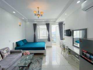 Phòng ban công full nội thất ngay coopmart nhiêu lộc, đh sư phạm, bờ kè hoàng sa