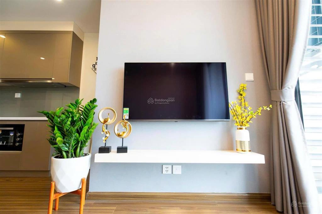 6 tỷ sở hữu căn 2n2vs 63m2 ở westpoint, tầng đẹp, có slot oto, giảm sâu nữa. em nguyệt 0961 614 ***