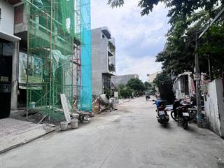 Đất thổ cư. thạnh lộc 28. dt 4 x 15.5m2. giá 3.8 tỷ