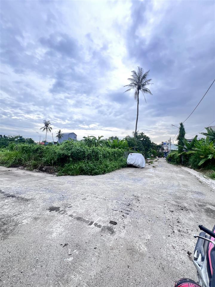 Bán đất. shr. thạnh xuân 52. dt 68m2. giá 3.35 tỷ