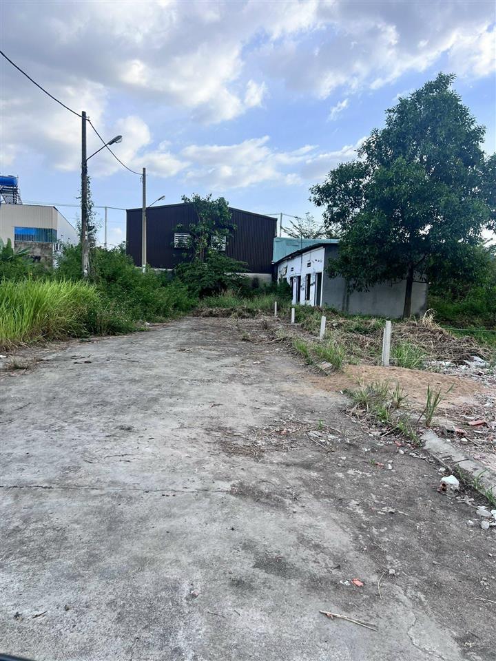 Bán đất. shr. thạnh xuân 52. dt 68m2. giá 3.35 tỷ