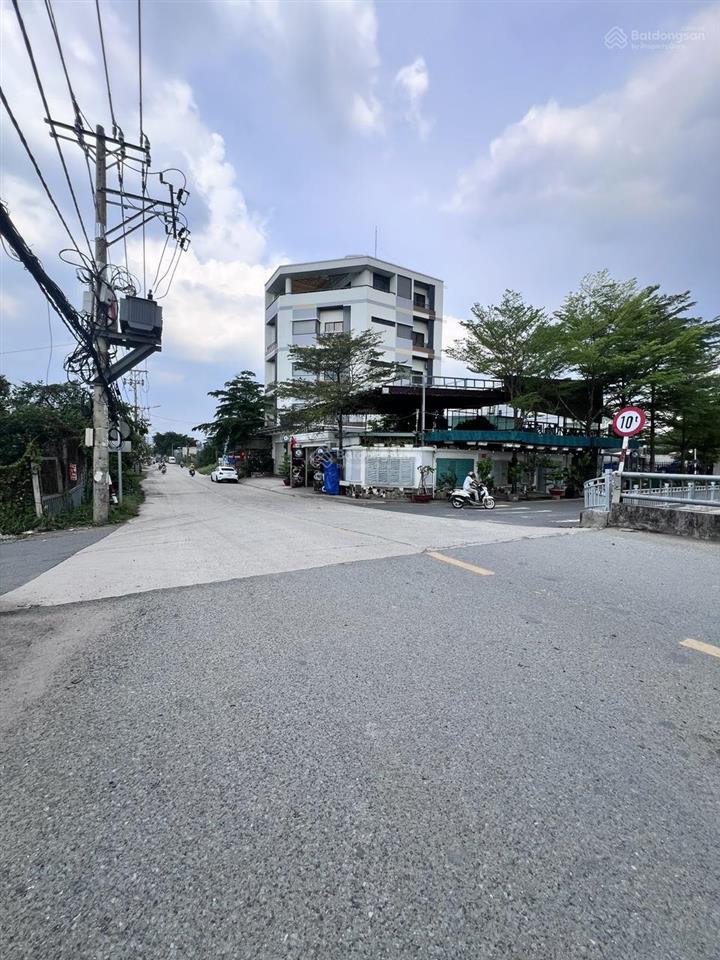 Đất chính chủ. 2 sổ liền kề. 4 x 13m. 2mt. giá 3,1 tỷ