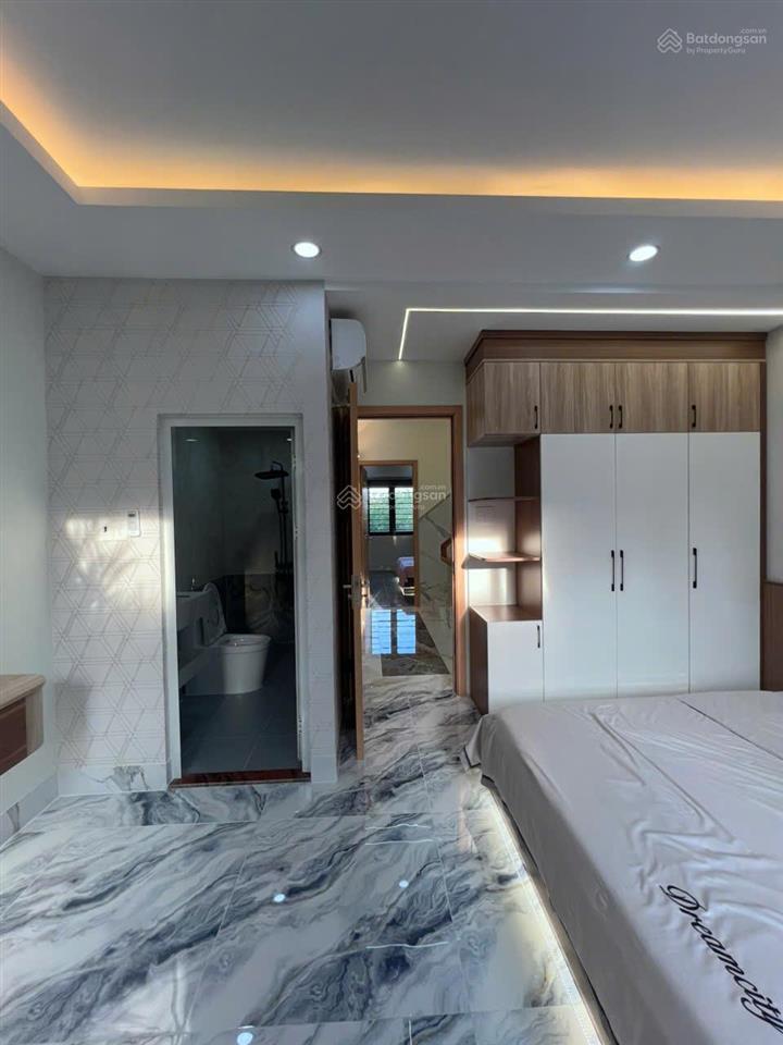 Nhà đẹp full nội thất (cần bán gấp)