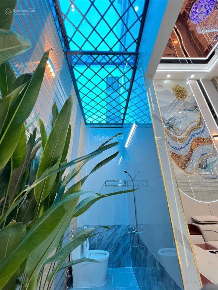 Nhà đẹp full nội thất (cần bán gấp)