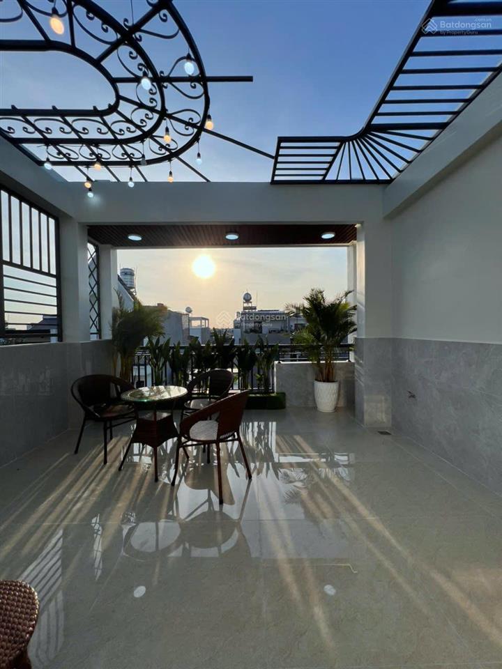 Nhà đẹp full nội thất (cần bán gấp)