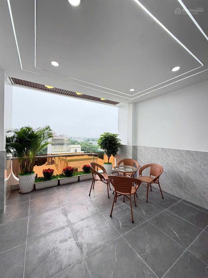 Nhà mới hoàn thiện ( thạnh lộc ) giáp gò vấp.