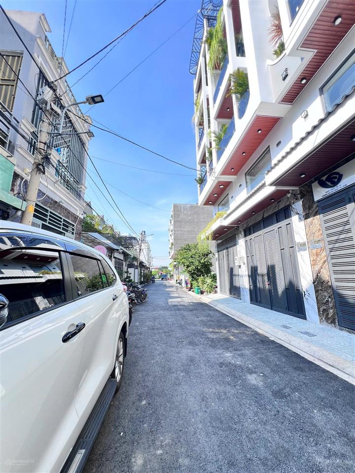 Nhà mới hoàn thiện ( thạnh lộc ) giáp gò vấp.