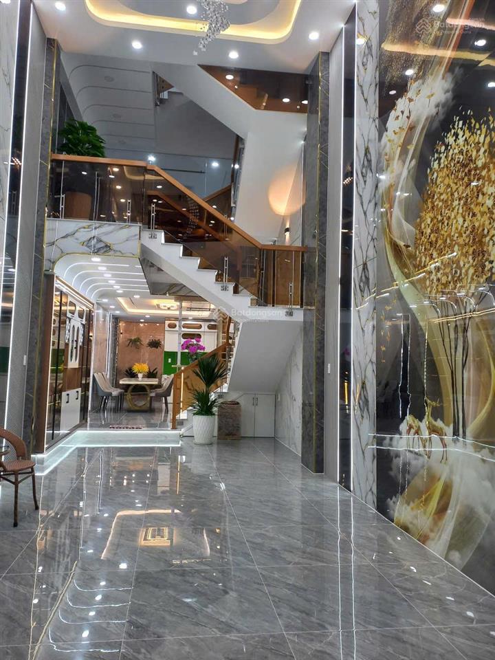 Nhà mới hoàn thiện ( thạnh lộc ) giáp gò vấp.