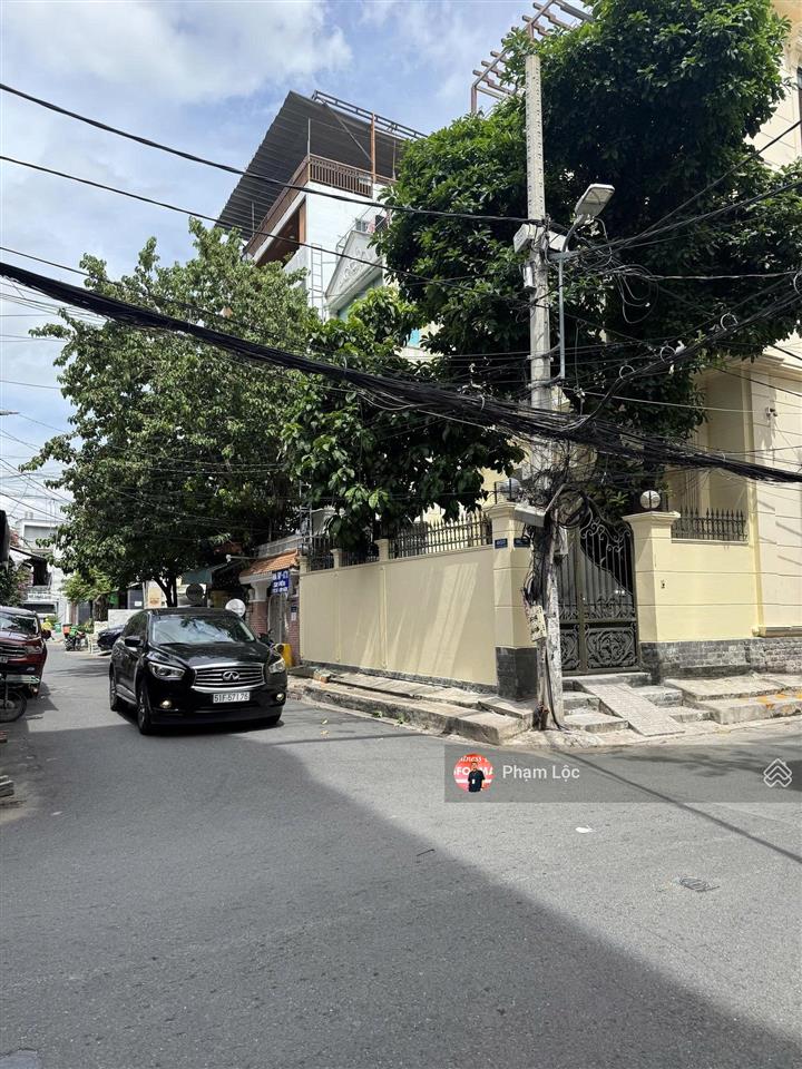 Bán nhà 3mt nguyễn gia trí p.25 dt  9x20 cn180m2 hđt 110tr/th kc5 tầng giá 40 tỷ