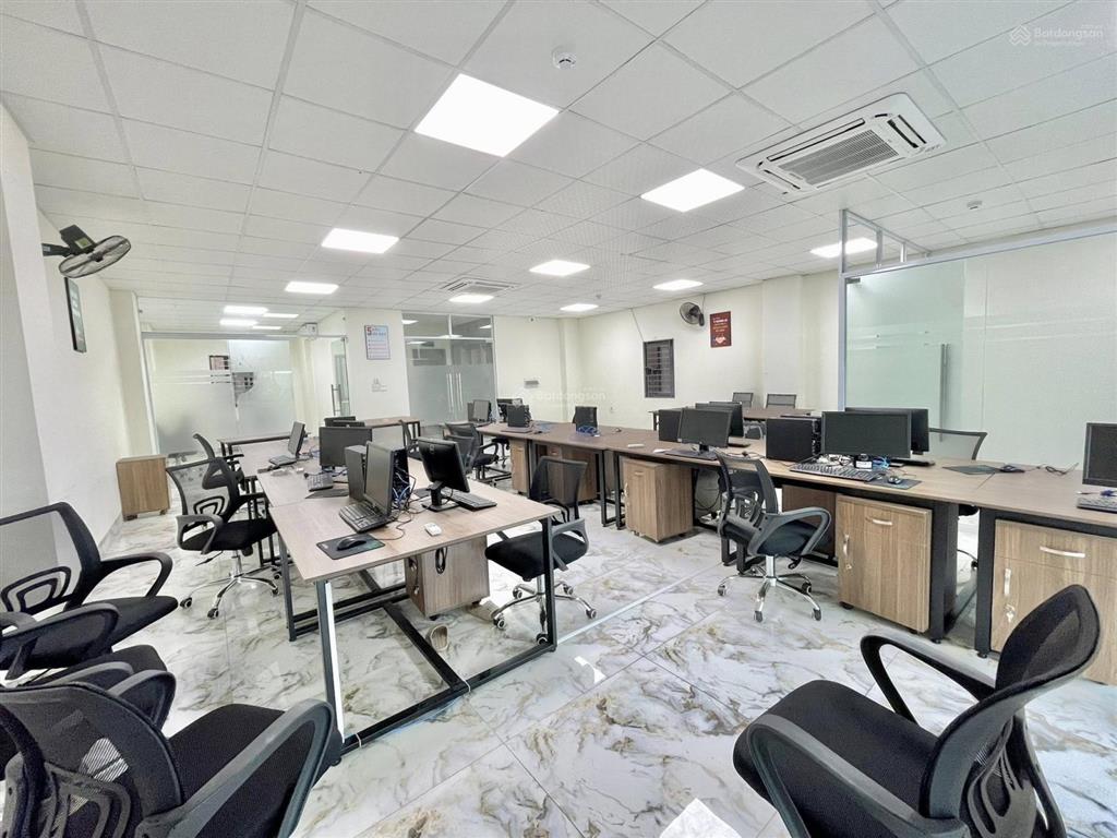 Tại đây có văn phòng rẻ nhất mễ trì, 110m2 giá chỉ 19 triệu bàn giao sàn siêu đẹp
