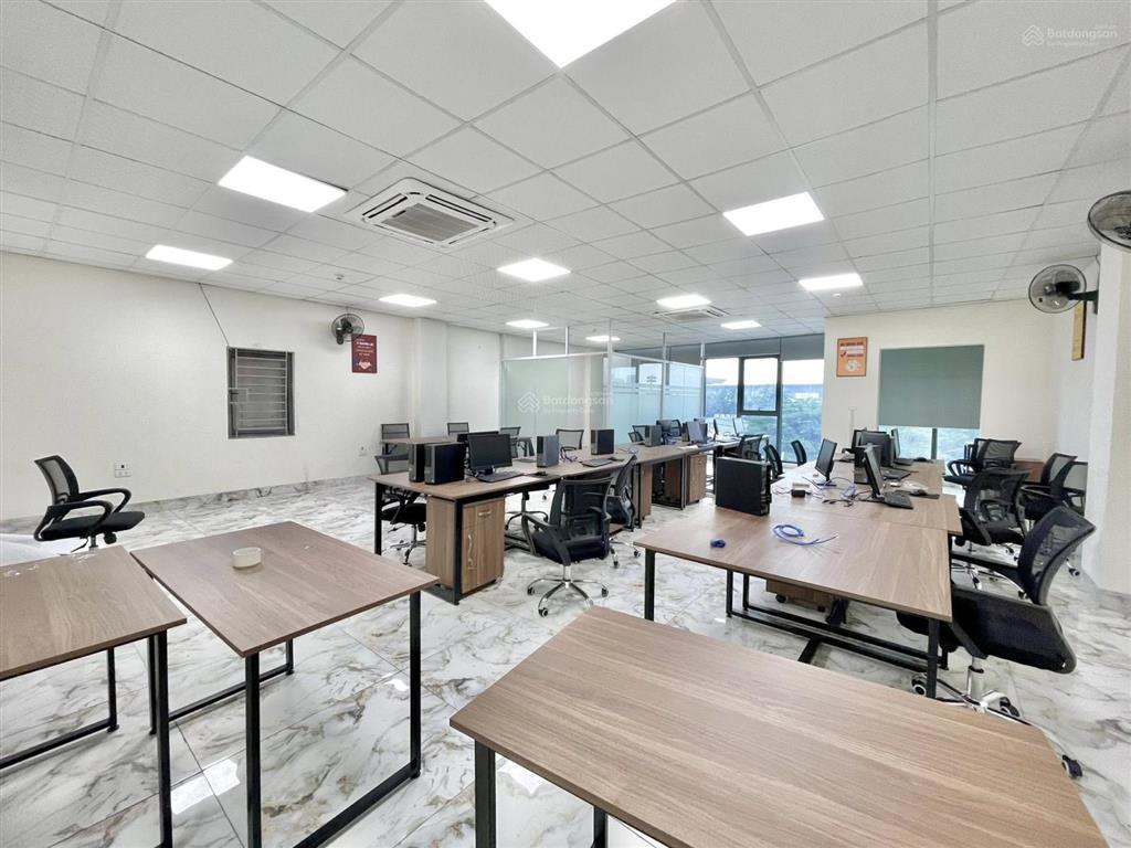 Tại đây có văn phòng rẻ nhất mễ trì, 110m2 giá chỉ 19 triệu bàn giao sàn siêu đẹp