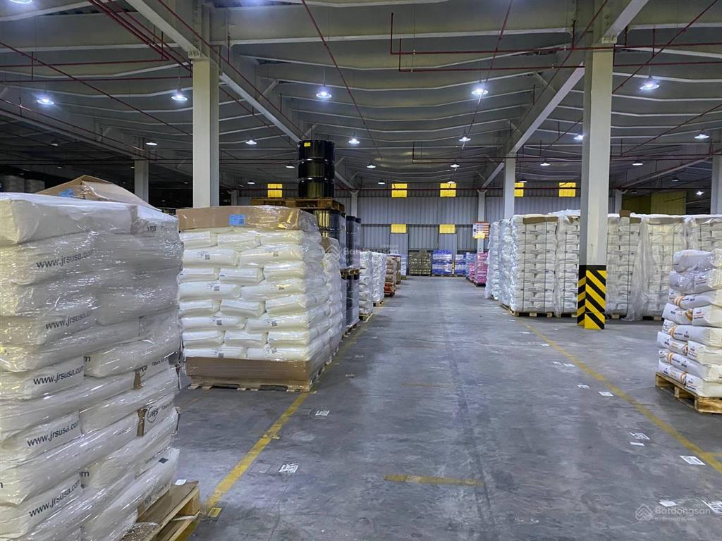 Cho thuê kho giá cạnh tranh q12. mặt tiền ql1a, diện tích linh hoạt 100m2  5000m²