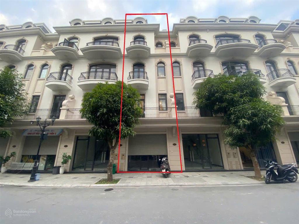 Bán gấp căn sao biển 58,5 m2 sát 9 toà chung cư masterise , công viên 7,5ha bể bơi nhà để xe nổi .