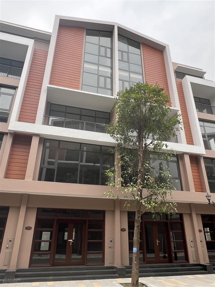 Bán liền kề 80 m2 ánh dương, cạnh biển hồ, trường học, chung cư, cam kết giá tốt nhất thị trường