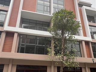 Bán liền kề 80 m2 ánh dương, cạnh biển hồ, trường học, chung cư, cam kết giá tốt nhất thị trường