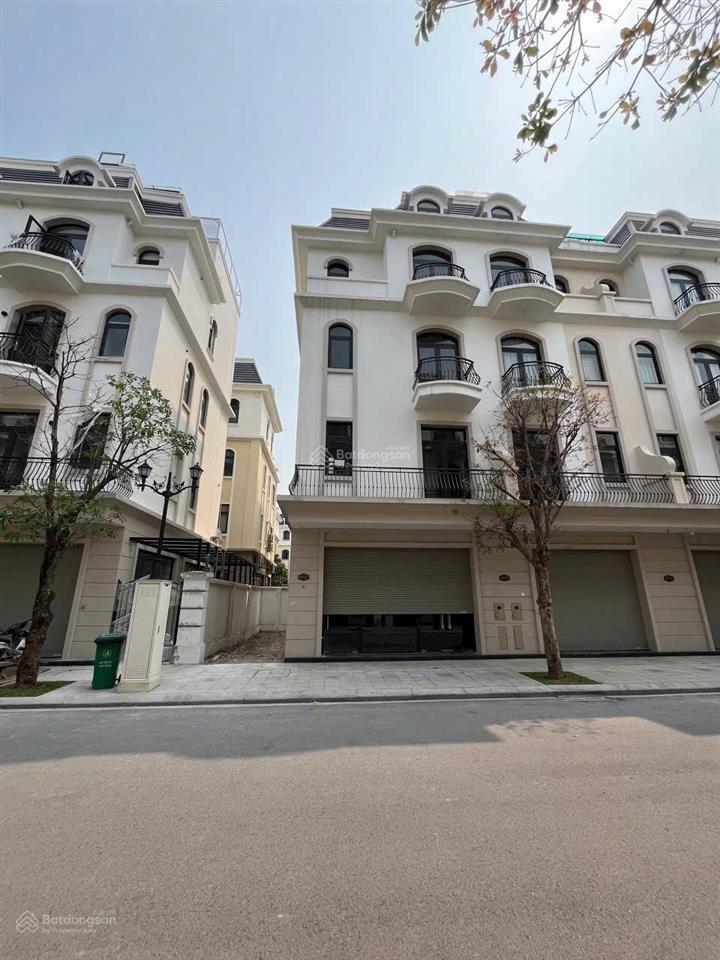 Bán căn sao biển xẻ khe 84,5m2, gần công viên, quảng trường kinh đô ánh sáng, chung cư masteri