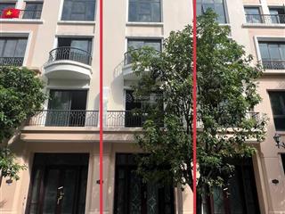 Chính chủ cần cho thuê nguyên căn cọ xanh 52 m2 , hoàn thiện cơ bản tầng 1 . ở được luôn .