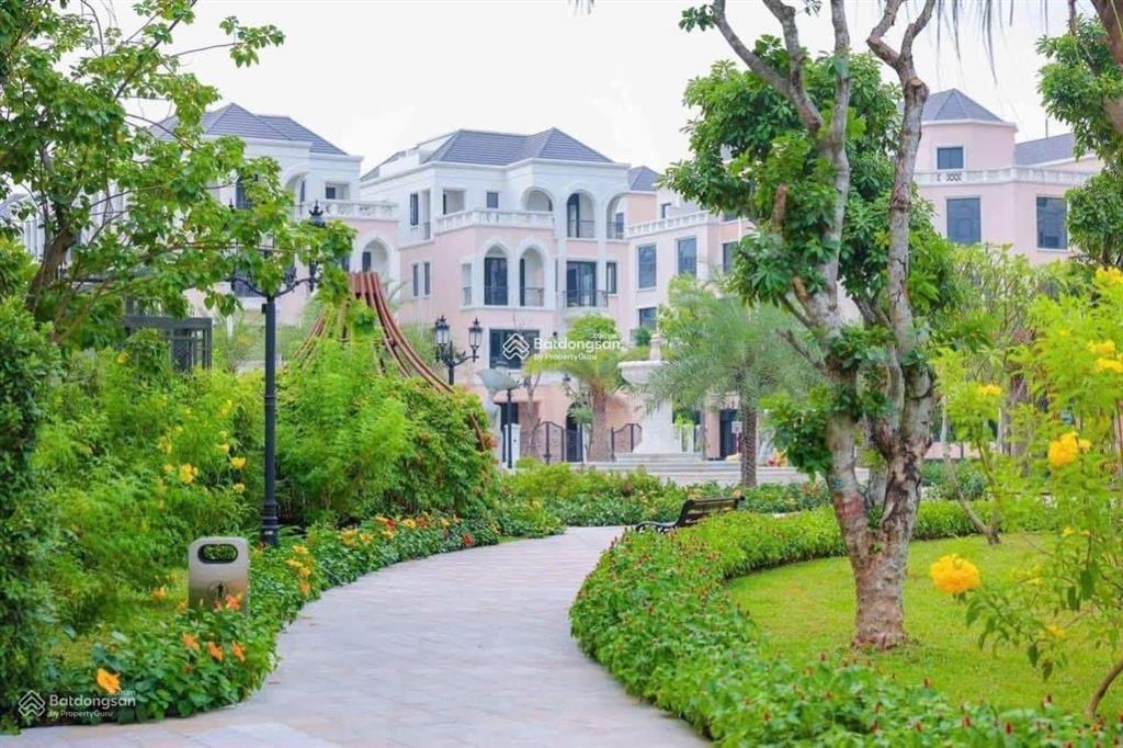 Bán căn sao biển xẻ khe 97,5 m², gần công viên, quảng trường kinh đô ánh sáng, chung cư masteri