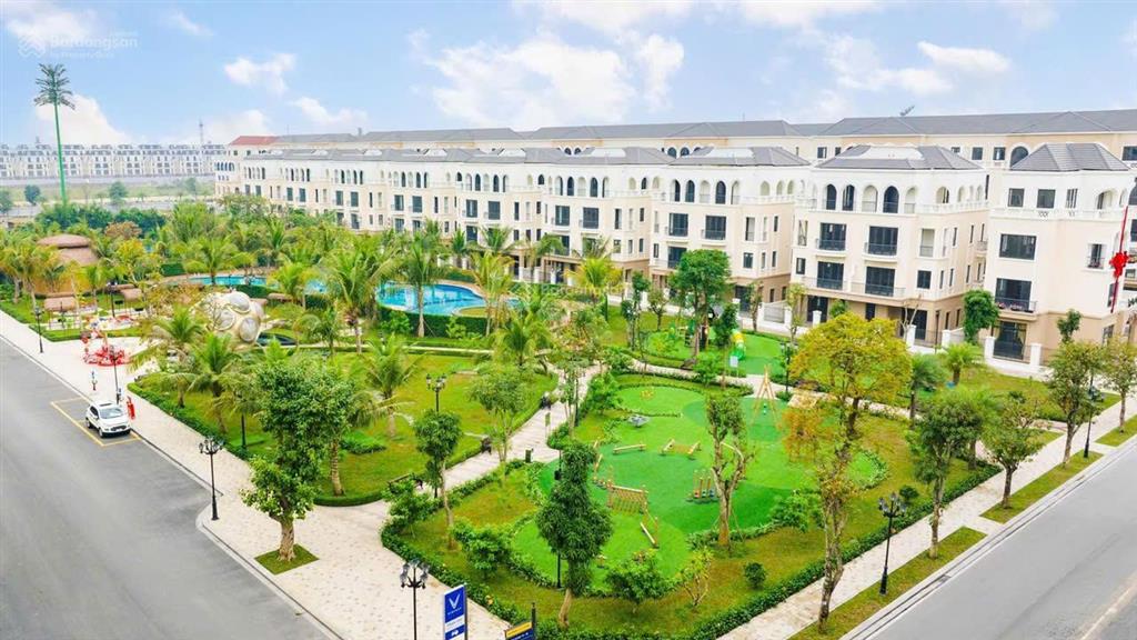 Cần bán gấp biệt thự 78m2 mặt tiền 6m, gần công viên bể bơi, thiết kế đẹp, sẵn sổ giao dịch ngay