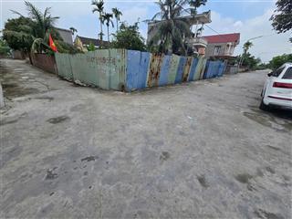 Chính chủ cần tiền bán gấp lô góc 2 mặt tiền full thổ cư, dân cư hiện hữu đông đúc, sẵn sổ