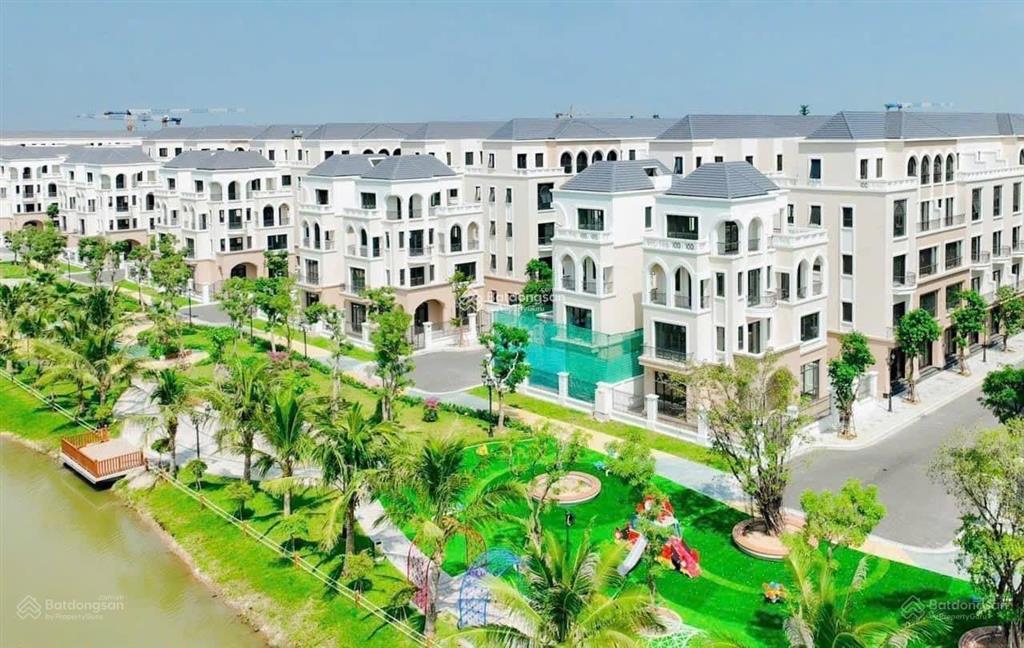 Bán căn sao biển xẻ khe 91 m², gần công viên, quảng trường kinh đô ánh sáng, chung cư masteri