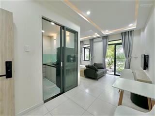 Căn hộ tách bếp  máy giặt, máy sấy riêng, ban công thoáng