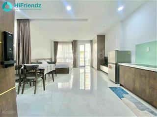 Căn hộ mới ban công thoáng  gian bếp dài  phòng rộng gần the vista