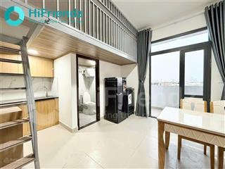 Duplex full nội thất  cửa sổ thoáng  view landmark sát q1, q2, ngay ngã tư hàng xanh