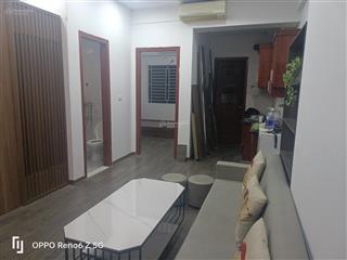 Tôi chính chủ cần bán gấp căn hộ 2 phòng ngủ, full nội thất, có sổ đỏ giá chỉ nhỉnh 2 tỷ