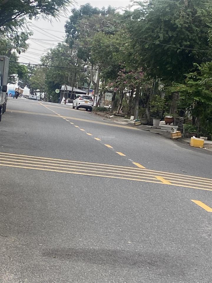 Lô đất phùng hưng cách biển 200m, cách cao đẳng fpt 150. cam kết giá rẻ nhất thị trường