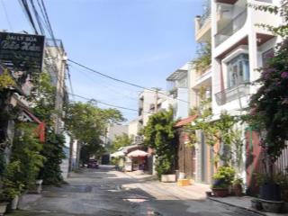 Giảm giá cần bán gấp nhà c4 ngay phạm văn đồng hxh 140m2 9.3 tỷ