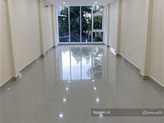 Chính chủ cần cho thuê gấp mặt tiền nguyễn bỉnh khiêm, quận 1, giá 69 triệu/tháng