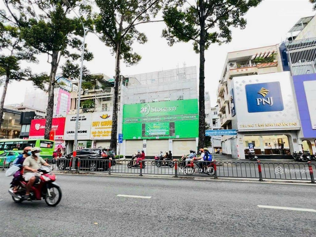 Chính chủ cần cho thuê gấp mặt tiền ngang 16m đường 3/2, quận 10 giá 88 triệu/tháng