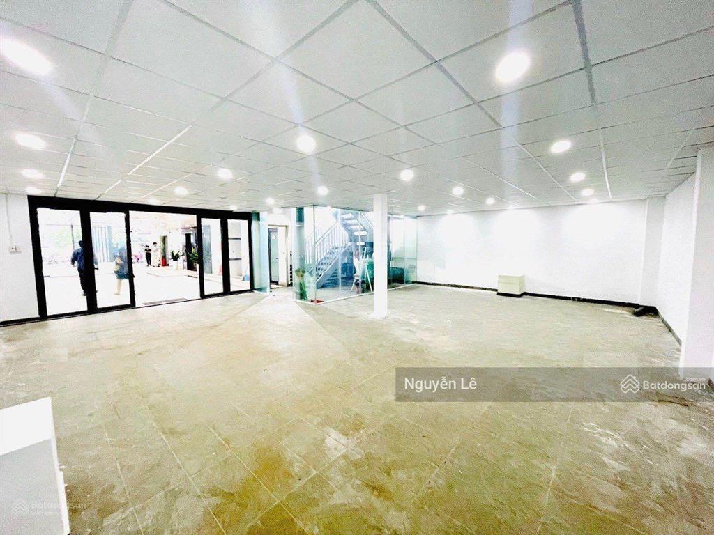 Cần cho thuê mặt tiền ngang 10m đường võ văn tần, quận 3, giá 88 triệu/tháng